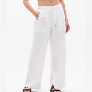Athleta Crisp White Wide Leg Pants new with tags